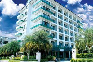 Maneerote Hotel, Surin City
