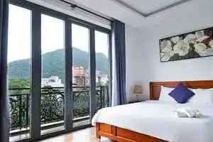 Kim Ngân Hotel, Con Dao Islands