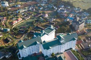 Araliya Red - Budget Friendly - Where You Find Stunning 360 Panoramic View of Nuwara Eliya, Nuwara Eliya