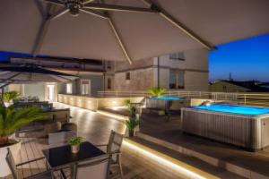 VI Suites, Viareggio