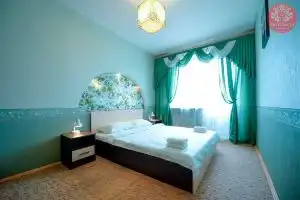 5 Stars 4-Room Apartment on Kirova Street 110, Chelyabinsk