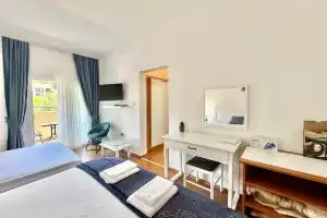 FOR-A Apartmani, Becici