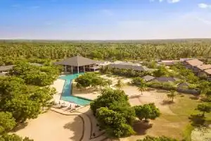 Sunrise Hotel, Pasikuda