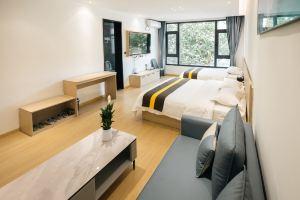 Cangli Yiju Hotel (Xi'an Sajinqiao Subway Station Huimin Street Branch), Xi'an