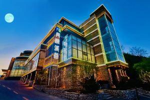No.1 Hantun, Hulugou, Xiaoqi, Hongqi Street, Ganjingzi District,, Liaoning, China Hotel, Dalian