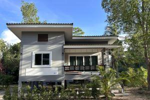 Gizem’s Coconut Lane Oasis Hotel, Srithanu