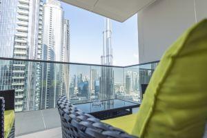 Mh- Act - Burj View 3BHK-Ref4001 Hotel, Dubai