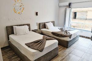 New Park Plaza Hotel, Cairo
