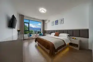 Pillow Mountain Qigu Homestay (Lijiang High Speed Railway Station Store), Lijiang