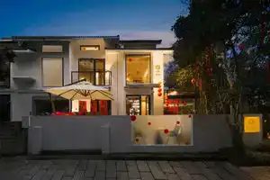 Floral Hotel·Qijian hotel(花筑·其间·咖啡民宿 （西湖区灵隐寺店）), Hangzhou