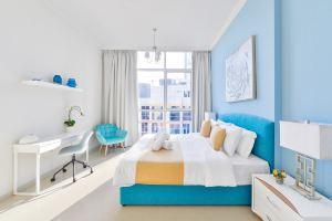 Dunya Tower · Downtown Luxury · 5 Min Walk to Mall! Hotel, Dubai