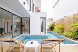 Detached four-bedroom pool villa in downtown Pattaya, Jomtien Beach