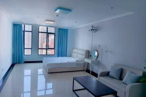 Zhenxiang Movie Homestay (Baicheng Railway Station Tianrun Plaza)(帧享观影民宿(火车站天润广场店)), Xinyang