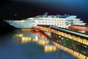 Vintage Luxury Yacht Hotel, Yangon