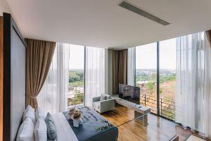 Sky View Luxury Pool Villa, Surat Thani City