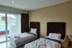Spacious & Homey Apartment at Marina Island by JoMy Homestay, Pangkor