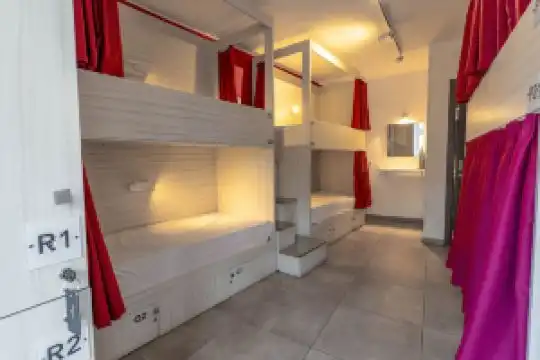 The Rose Hostel St. Julian's, St Julians