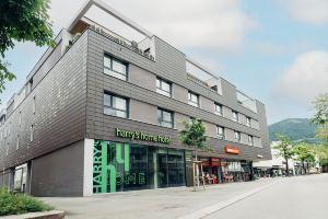 Harry's Home Hotel & Apartments