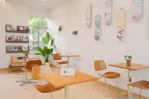 Sole Planet Youth Hostel (Hangzhou West Lake Houchaomen Subway Station Branch), Hangzhou