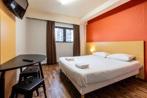 The People - Hotel, Le Havre