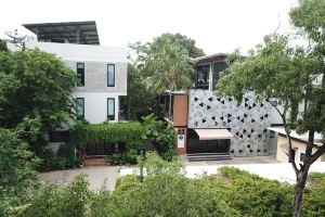 PomPom Home Apartments, Bang Na