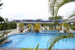 MB House, Ban Phe