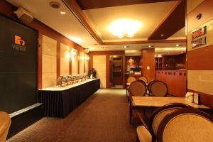 Karak Tourist Hotel, Seoul
