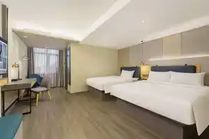 Homeinn Selected Hotel (Dalian Central Hospital Chunliu Subway Station Airport Branch), Dalian