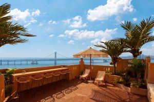 Dalian Jinse Sea View Art Homestay (Xinghai Square Branch), Dalian
