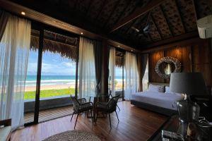 Sealord Beach Hotel, Naithon