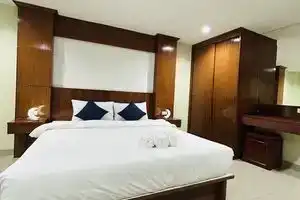 Royal Star Suites Pattaya, Jomtien Beach