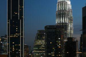 The Mews KLCC by Moist【Located in the City Center+10 mins to Twin Towers+ pool】 Hotel, Kuala Lumpur