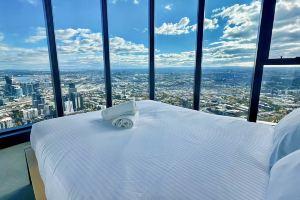 High rise top view 2bed2bath Hotel, Melbourne