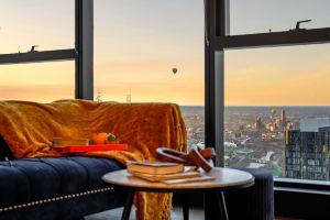 Sky High 3 Beds Apartment, Melbourne
