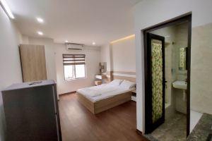 Era Apartment Ham Long, Hanoi