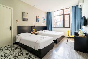 SanFeng Hotel(Dalian Lvshun Metro Station), Dalian