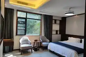 LeJiaKangYangMinSu Hotel, Sanya