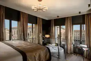 Palazzo Veneziano, Venice