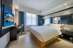 Ziting Hotel (Yanxiang Road North Exit Subway Station Branch, Jiaotong University), Xi'an