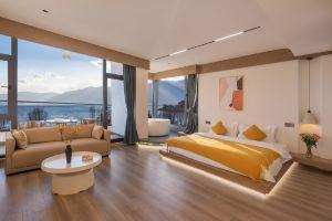 Dali Manyue · Twelve Su Scenic Apartment (Erhai Lake), Dali