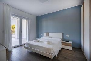 Felice 107 - Apartment with Terrace + Free parking, Bari