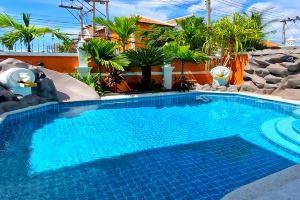 IZZYLAND Luxury Pool Villa Walking Street, Pattaya