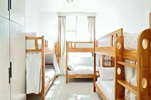 Alphatel Hostel - World Trade Centre, Dubai