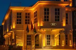 Araz White House, Mudanya