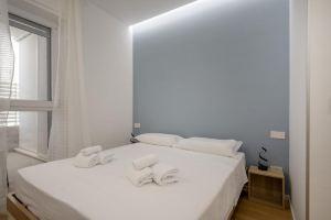 Borgo Felice 5 - Modern Apartment with Balcony + Free Parking, Bari