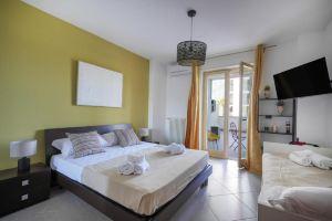 Sky Gate Gold – Suite Terrazza Aeroporto Hotel, Bari