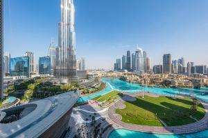 Luxury Living with Full Burj Khalifa & Fountain Hotel, Dubai