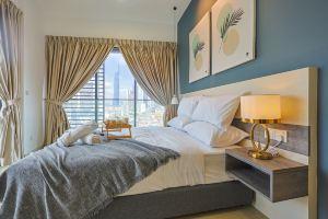 Continew TRX Corner 2-BR, 2 Balconies City Views Hotel, Kuala Lumpur