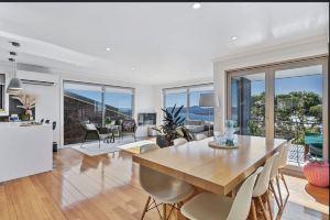 Nicolas Escape panoramic views luxury and space Hotel