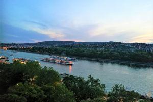 Duna View Apartment, Budapest